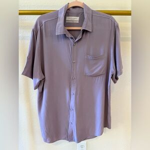 Women’s lavender purple button down short sleeve shirt large
